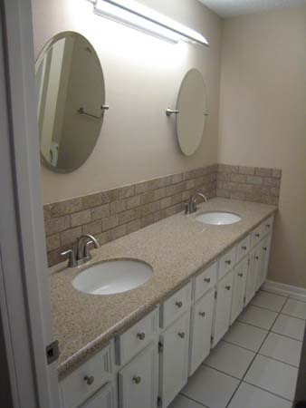 819 Pinegrove Hall Bath